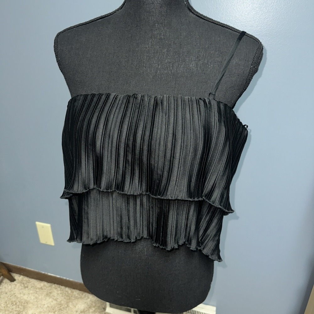 ASTR The Label Convertible Tiered Crop Top Blouse-Size M-PLEASE READ DESCRIPTION - Picture 2 of 6